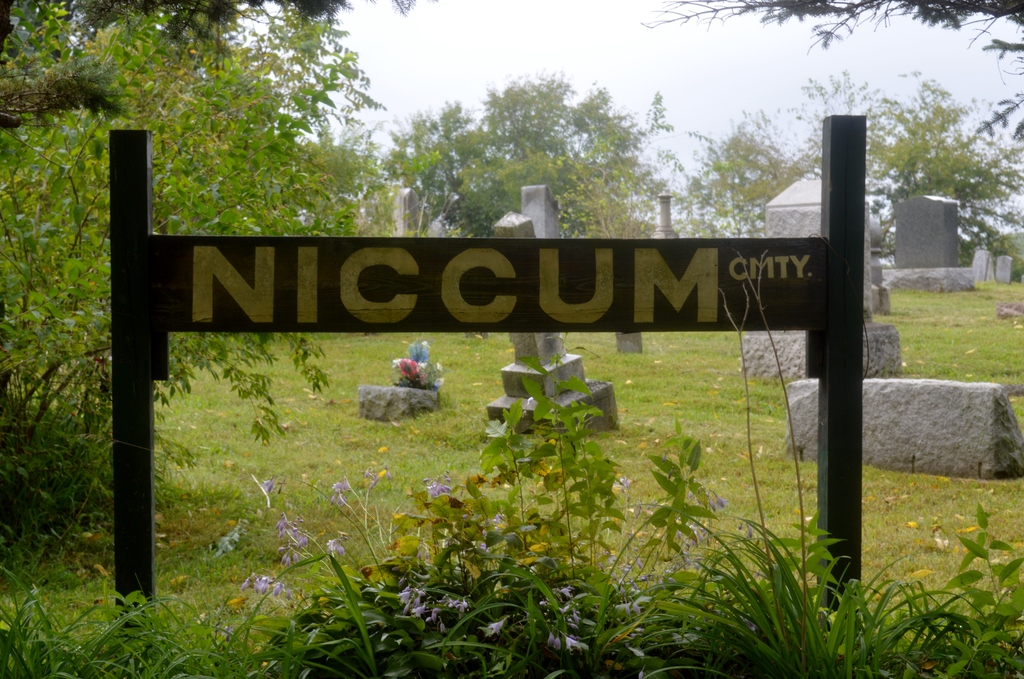 Niccum Cemetery