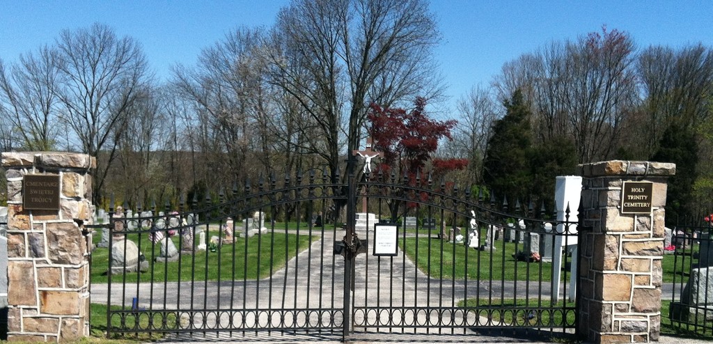 Holy Trinity Polish Catholic Cemetery