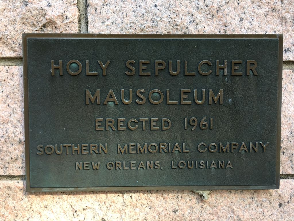 Holy Sepulcher Mausoleum & Cemetery