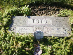 Dorothy Toto 