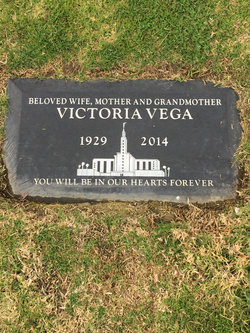 Victoria Vega 