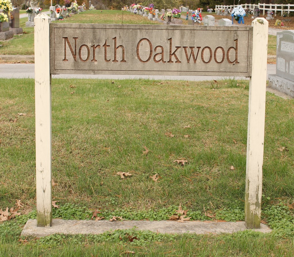 North Oakwood Cemetery
