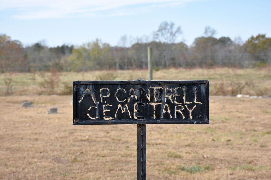 Pat Cantrell Cemetery
