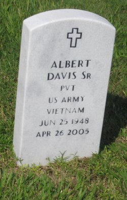 Albert Davis Sr.