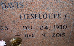Lieselotte Christine “Lilo” <I>Knoess</I> Davis 