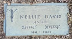 Nellie Davis 