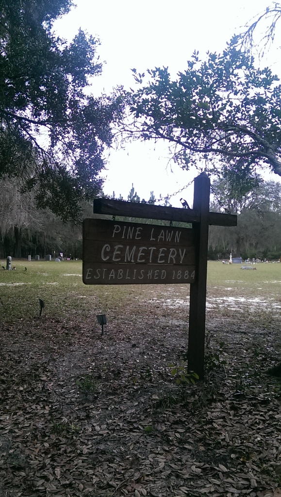 Pine Lawn Cemetery