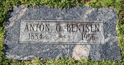 Anton O. Bentsen 