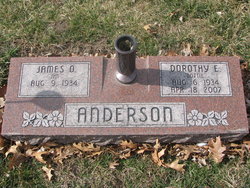 Dorothy E “Dottie” <I>Jensen</I> Anderson 