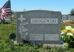 Raymond E Drogowski 