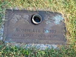 Robbie Lee <I>Holzheuser</I> Dobbs 