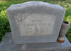 Emma Selena “Em” <I>Rogers</I> Dyer 