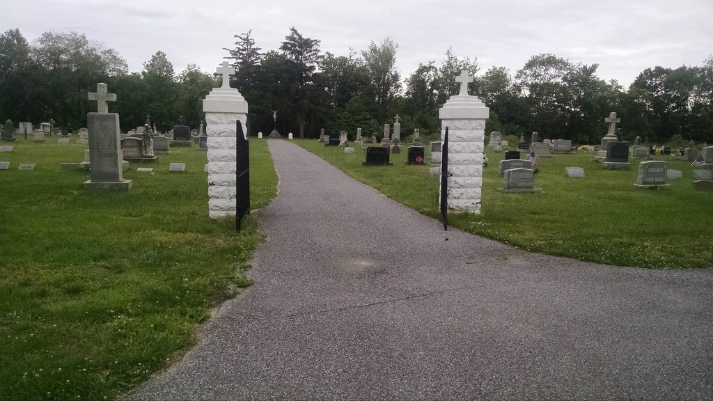 S﻿aint Marys Church Cemetery
