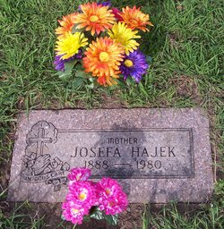 Josefa “Josephine” <I>Kaiser</I> Hajek 