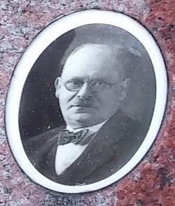 Leopold Lovenhart 