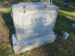 Mary Agnes <I>Lyon</I> Stevens 