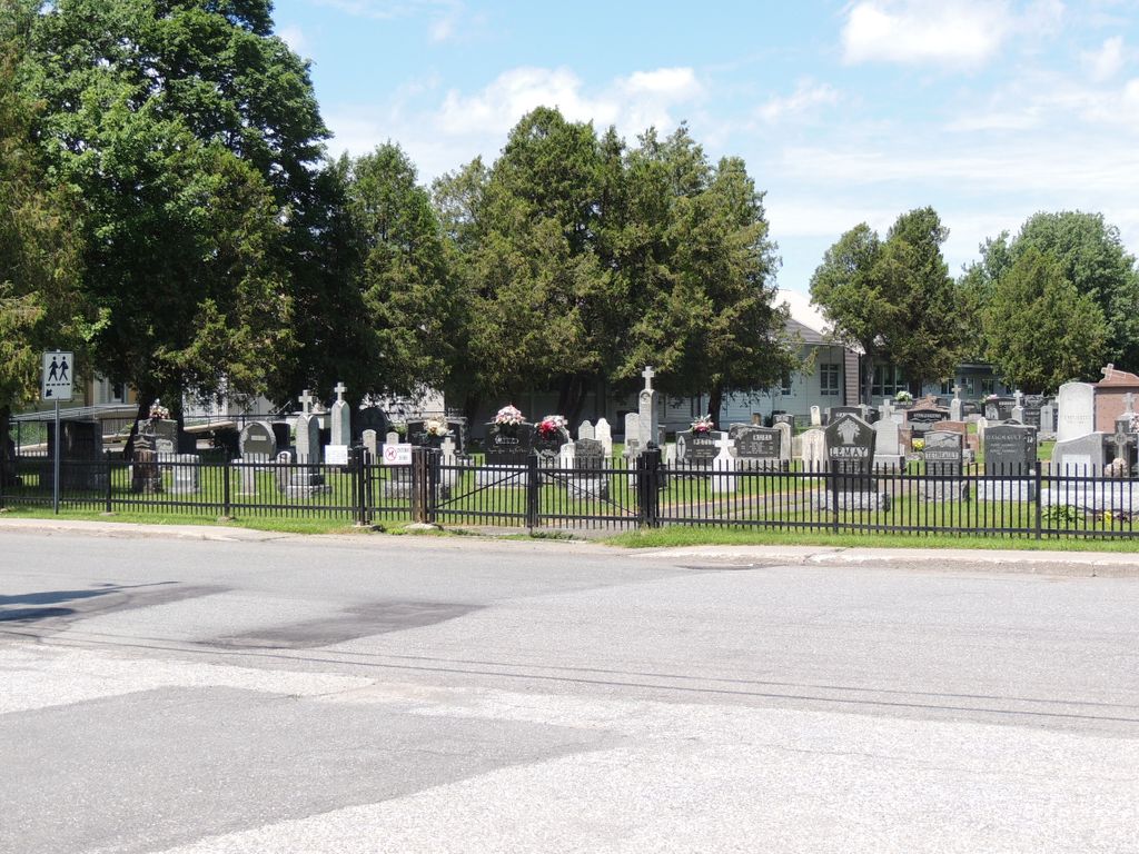 Saint-Ephrem d'Upton Cemetery