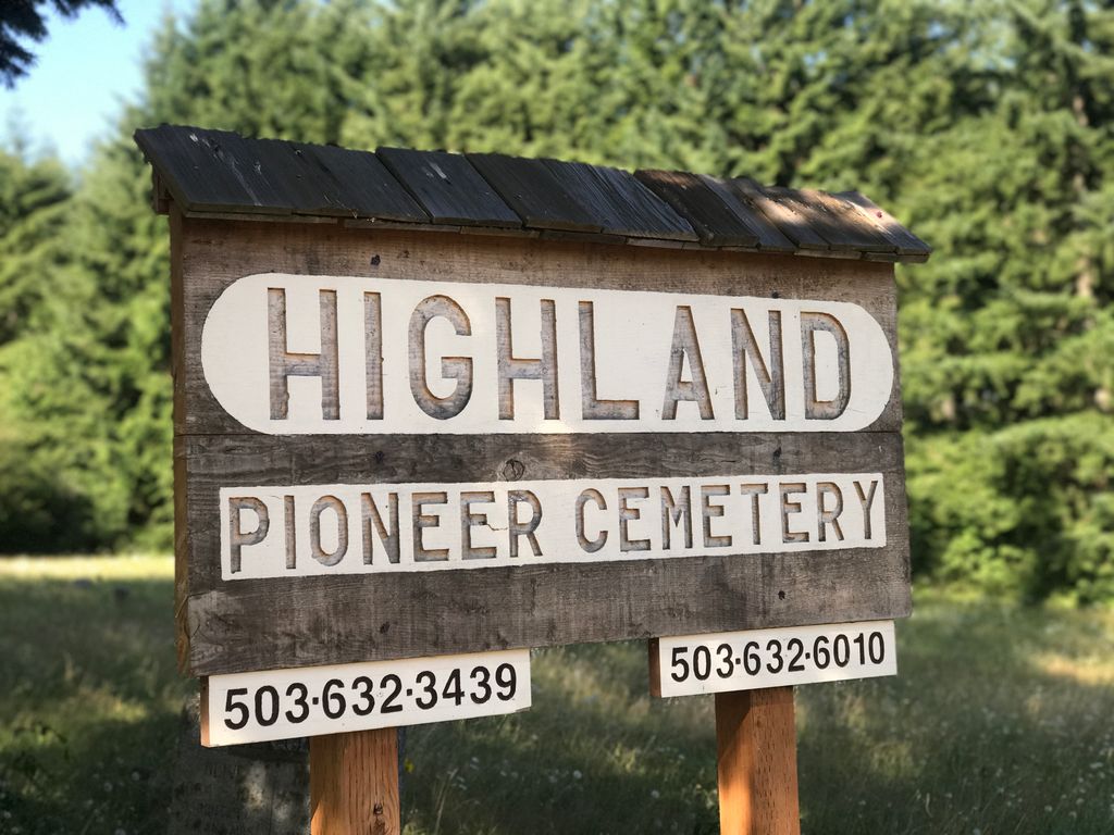 Highl﻿and Pioneer Cem﻿eter﻿y