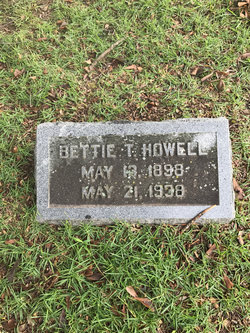 Betty <I>Teddlie</I> Howell 