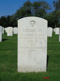 Edgar Saunders Jr.