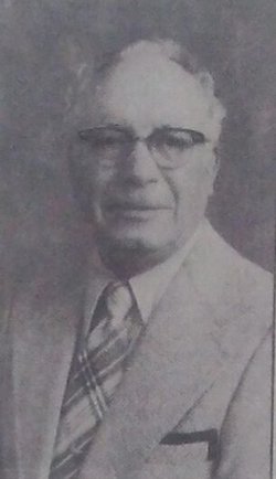 Manuel Dean 