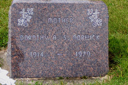 Dorothy Ann <I>Schneider</I> Norwick 