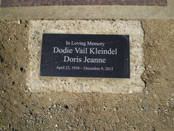 Doris Jeane “Dodie” <I>Vail</I> Kleindel 