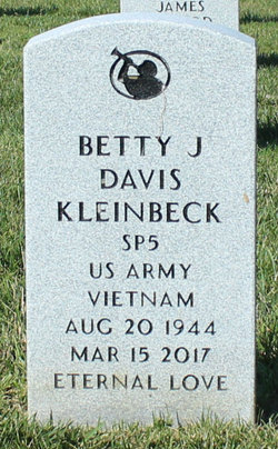 Betty Jean <I>Davis</I> Kleinbeck 