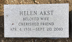 Helen Akst 
