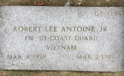 Robert Lee Antoine Jr.