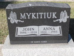 Anna <I>Klewchuk</I> Mykitiuk 