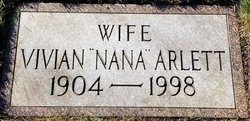 Vivian D “Nana” Arlett 