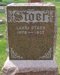 Laura Stoer 