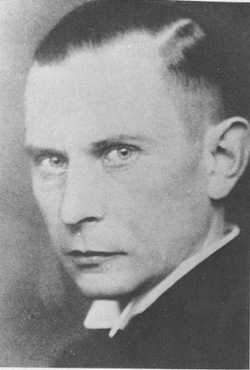 CPT Ernst Lindemann 