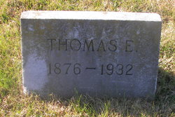 Thomas E Davis 