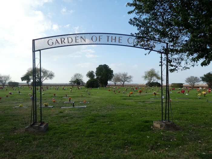 Memory Lawn Memorial Park