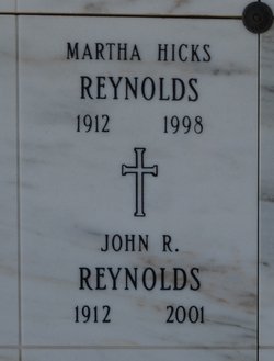 Mrs Martha <I>Hicks</I> Reynolds 