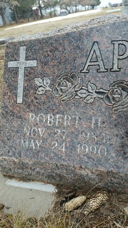 Robert Henry “Bob” Applegate 
