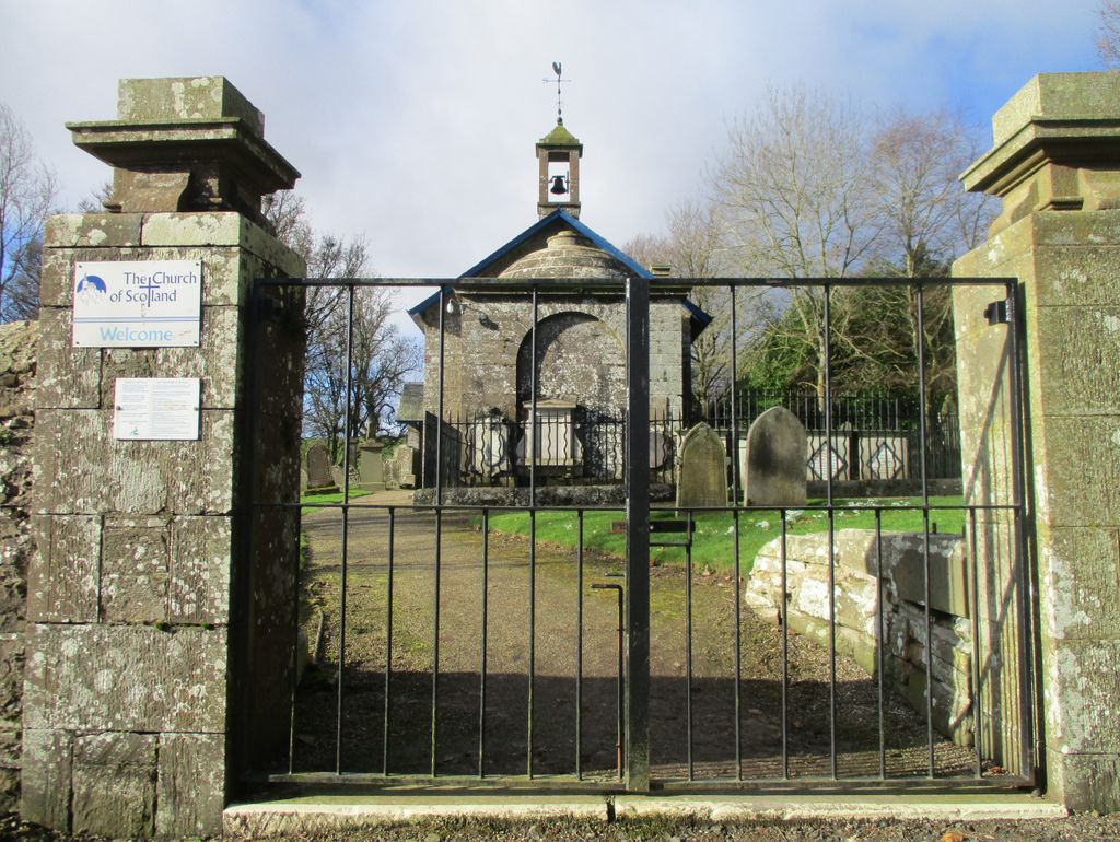 Lundie Churchyard