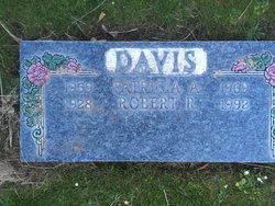 Robert Raymond Davis 