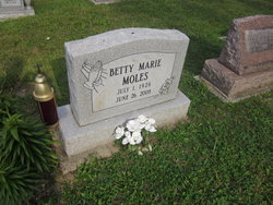 Betty Marie <I>Collier</I> Moles 