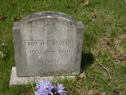 Roy Lee Knotts 