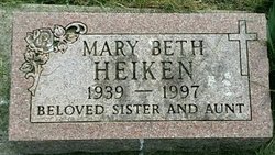 Mary Beth <I>Clatt</I> Heiken 