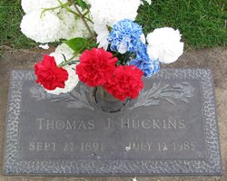 Thomas J Huckins 