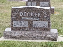 Richard Decker 