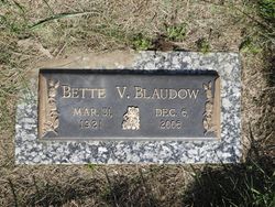 Bessie Velma “Bette” <I>Hyatt</I> Blaudow 