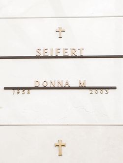 Donna Marie Seifert 