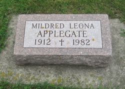 Mildred Leona <I>Grave</I> Applegate 
