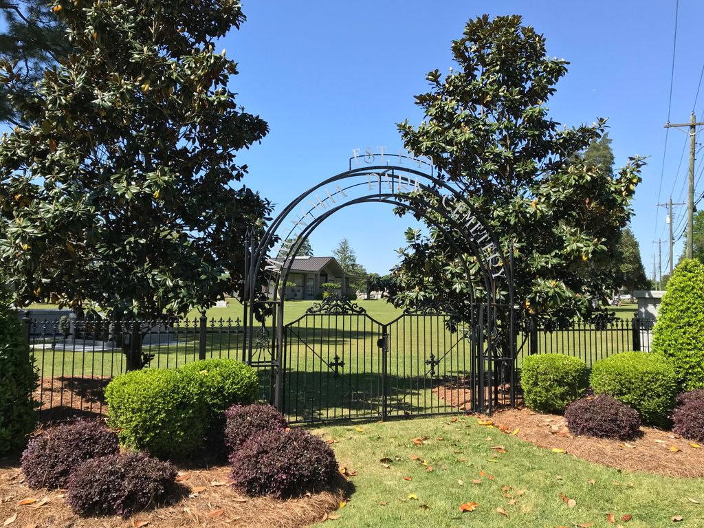 Magnolia Park Cemetery and Mausoleum