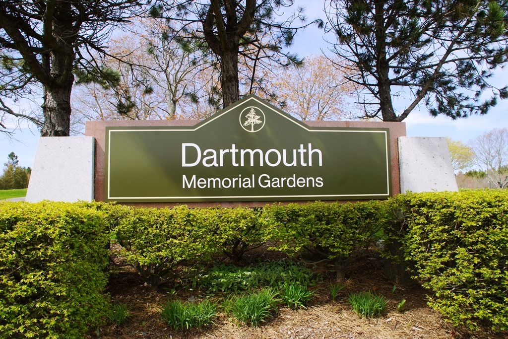 Dartmouth Memorial Gardens